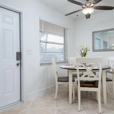 Heart Of Wilton 2 Recently Remodeled Apartment Fort Lauderdale Exterior photo